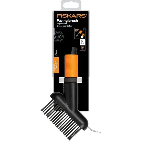 Fiskars Brosse Pour Joints Pour Désherber, émousser Sur La Terrasse, Tête D'outil QuikFit, Longueur: 18,5 Cm, Largeur: 15 Cm, Poils En Acier/Corps En Plastique Renforcé De Fibre De Verre, Noir/Orange, QuikFit, 1000657 – Image 2