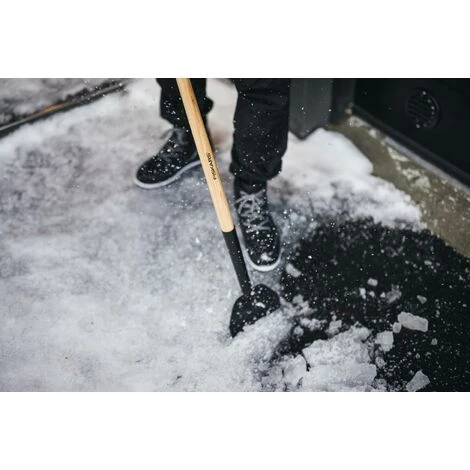 FISKARS® Fiskars Racloir à Glace, Largeur 17,5 Cm, Tête En Acier Au Bore/Manche En Bois Certifié FSC 100%, Noir, 1001639 – Image 2